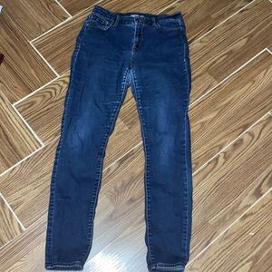 Women’s Old Navy rockstar super skinny  Size 10 Long